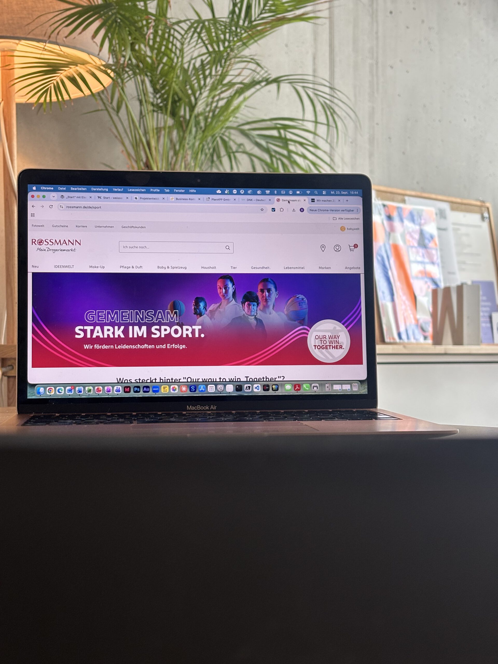 Benjamin Weisser – Claim für Rossmann: "Our way to win. Together."